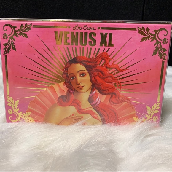 Venus XL Eyeshadow Palette - Picture 8 of 15